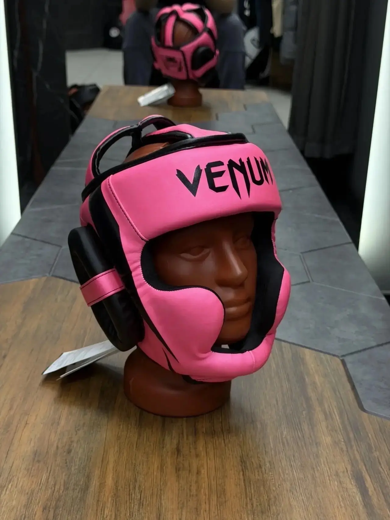 Шлем боксерский Venum Elite