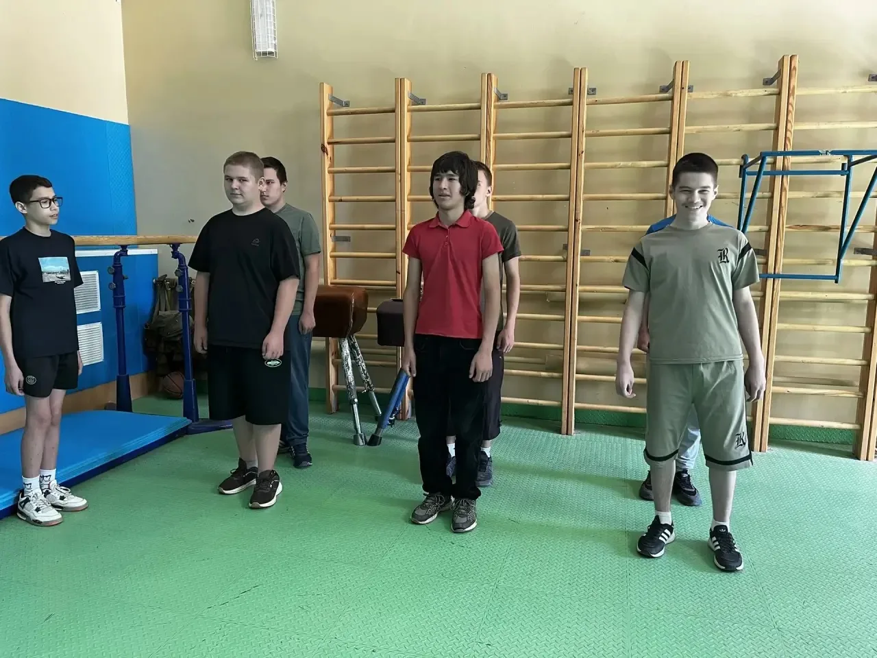 🎖️ Военные сборы для 8 классов: практические навыки и теория 🇷🇺

Недавно наши ученики 8 классов п