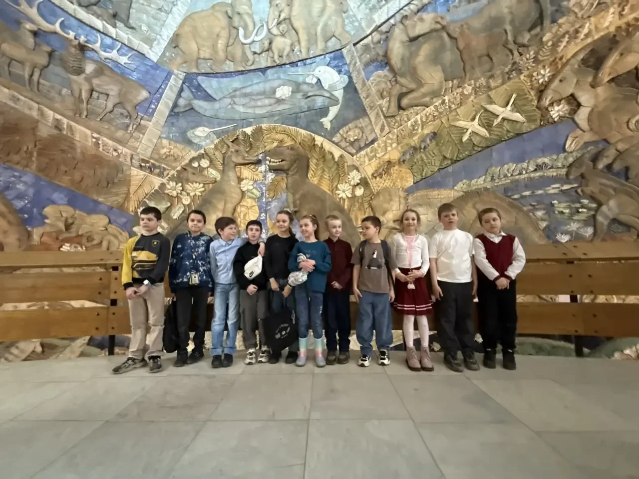 🦕Экскурсия в Палеонтологический музей со 2 «Б» классом.  🗓️ 27 марта ученики 2 «Б» класса вместе с к