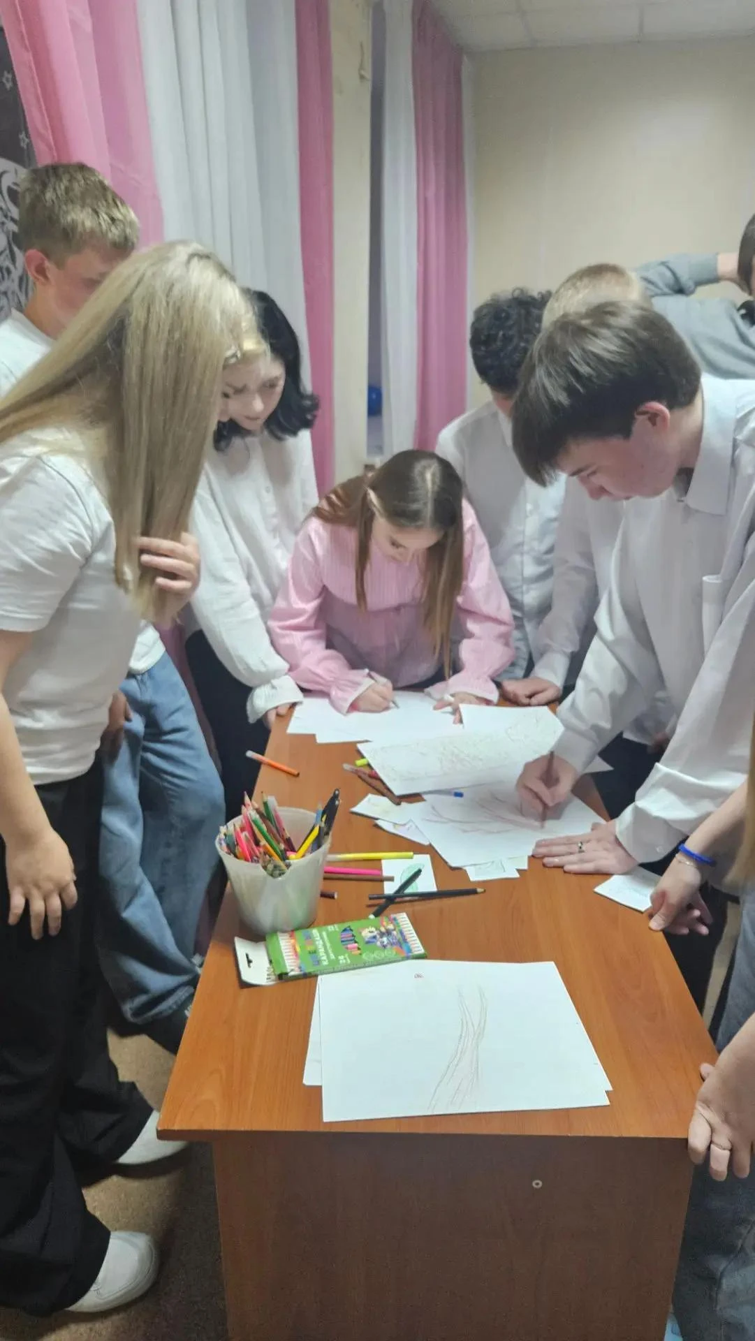 🎉 Посвящение в жители общежития: теперь мы — одна большая семья! 🎉