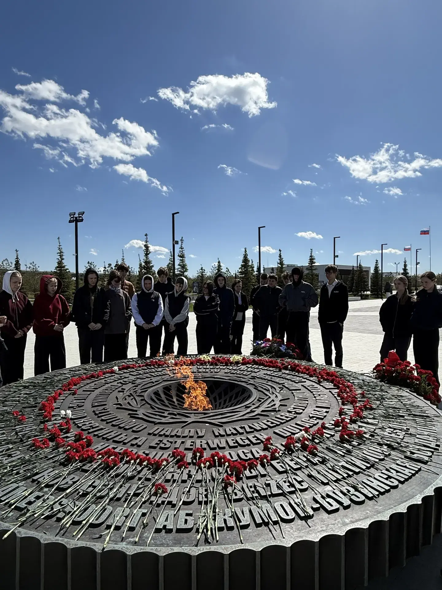 05.05.2026 📣 Экскурсия 10В класса: память, которая живёт в сердце 📣  5 мая  ученики 10В класса посет