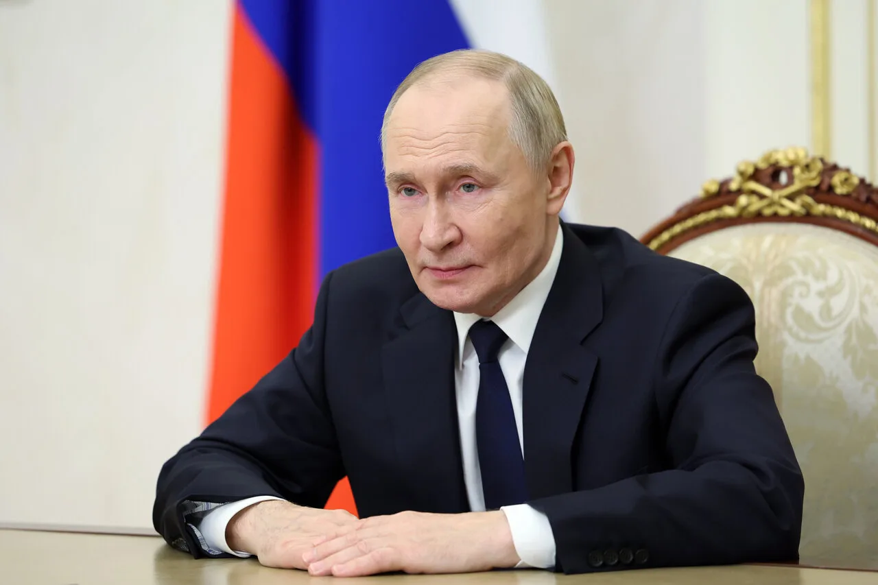 Путин прибыл на второй этап предвыборного съезда "Единой России"
