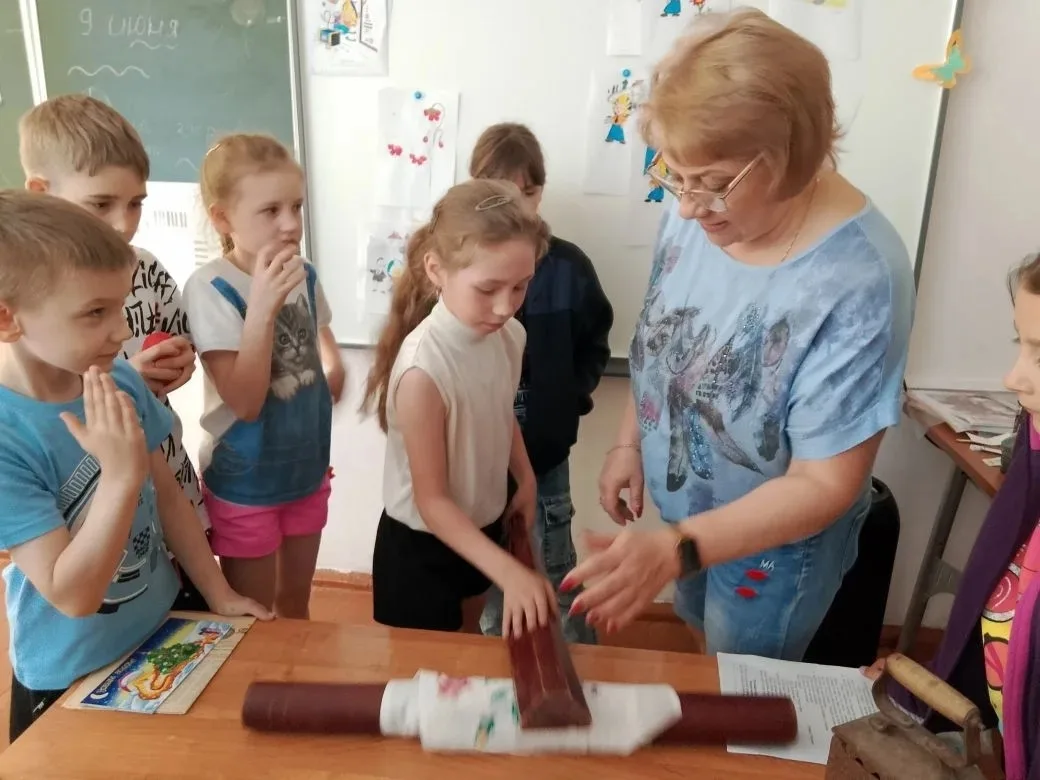 7 день
Сегодня для ребят учитель физкультуры, Клопова Елена Юрьевна, провела "Спортивную эстафету". 