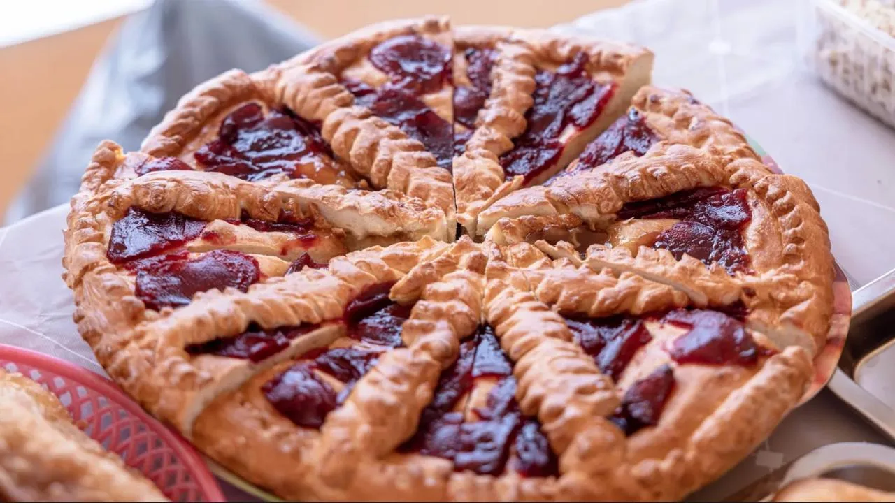 🥐 Ямал — Донбассу. Помощь многодетной семье стала привычным делом  В Лабытнанги ученики, родители и 