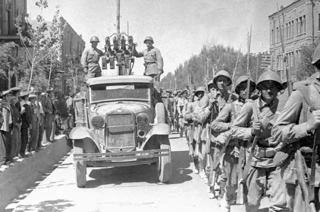 📜 25 августа — памятная дата Великой Отечественной войны 🎖️