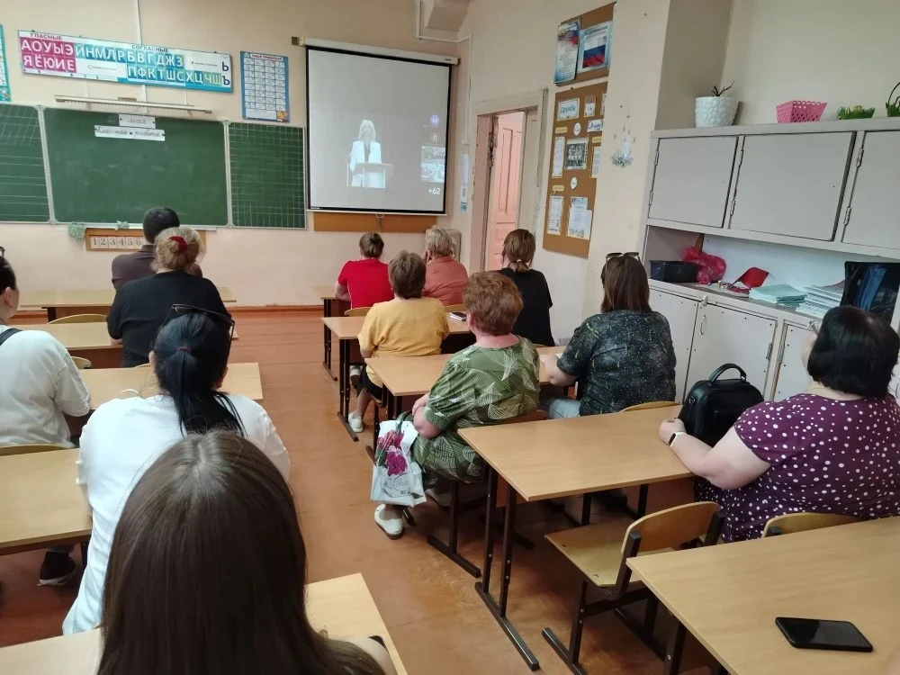 Безопасность и здоровье детей - забота общая.
20 мая состоялось онлайн-родительское собрание. Основн