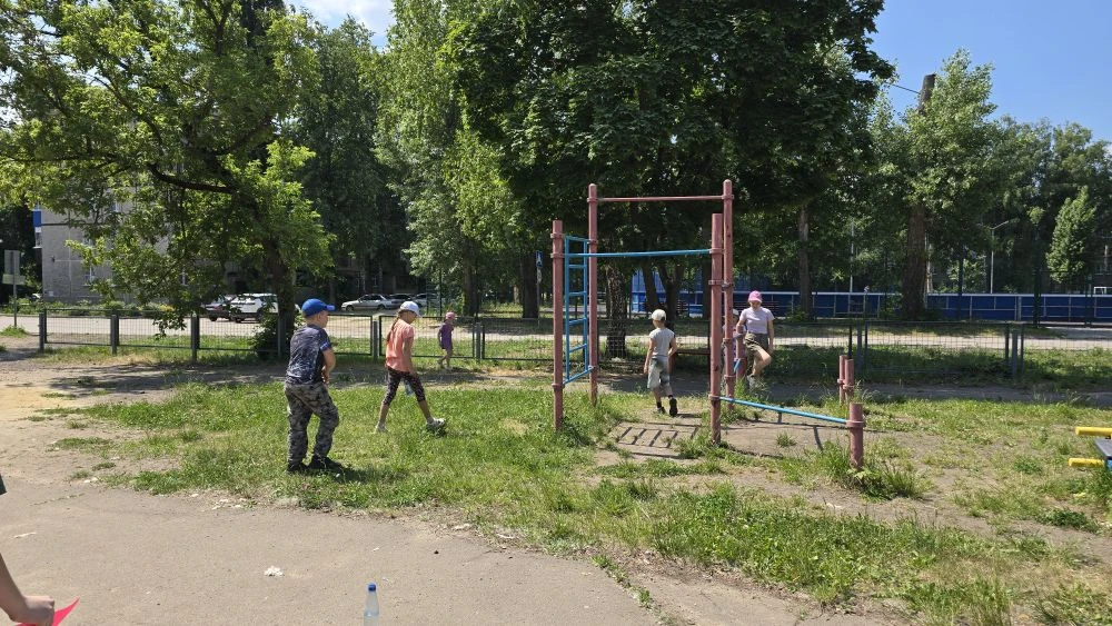 Вчера в школьном лагере"Цветочный город"  на базе ОУ51 ребята погрузились в мир экологии и бережного