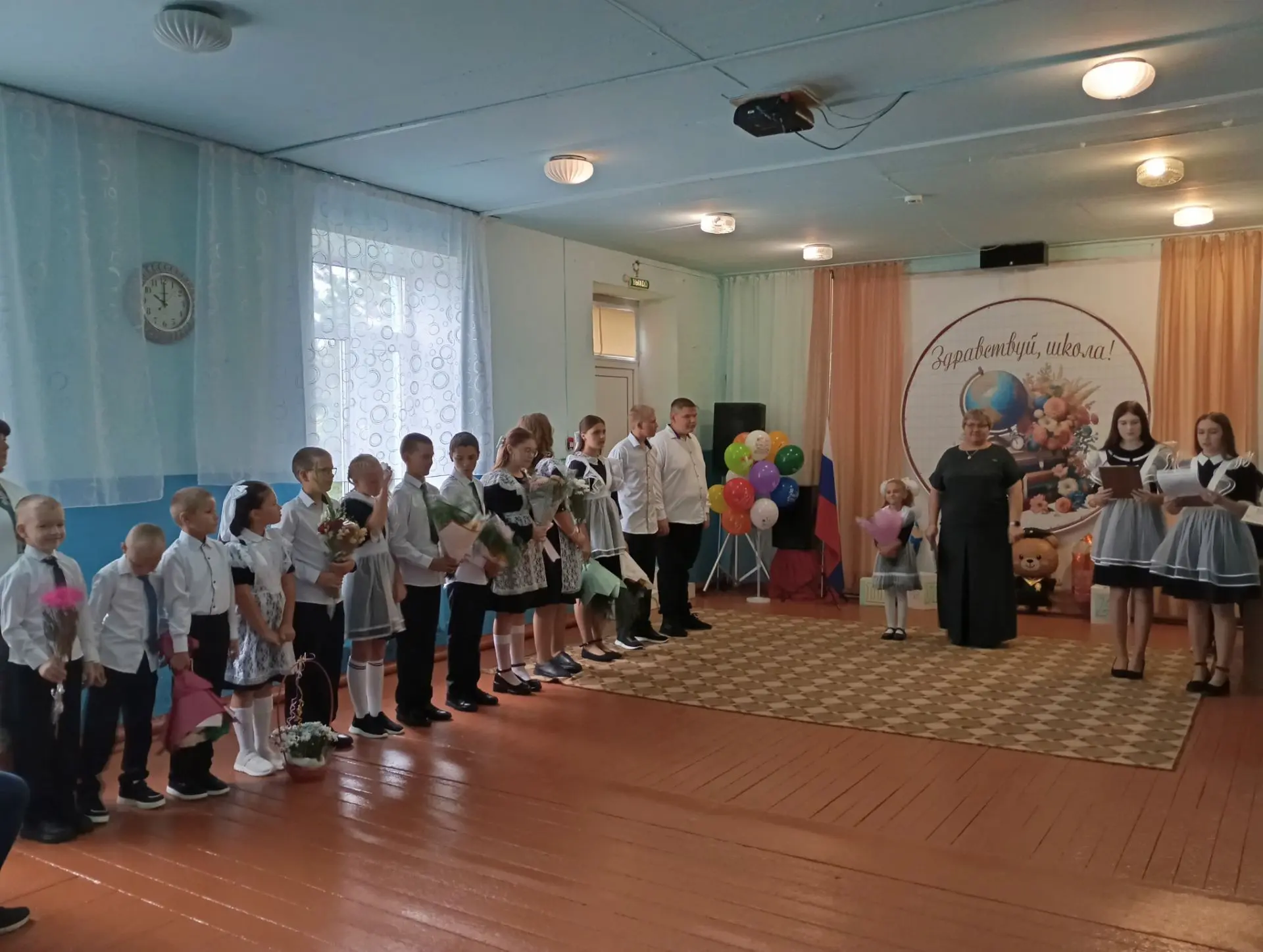 🔔Ура, мы снова вместе! Наш День знаний прошёл ярко, торжественно и очень душевно.