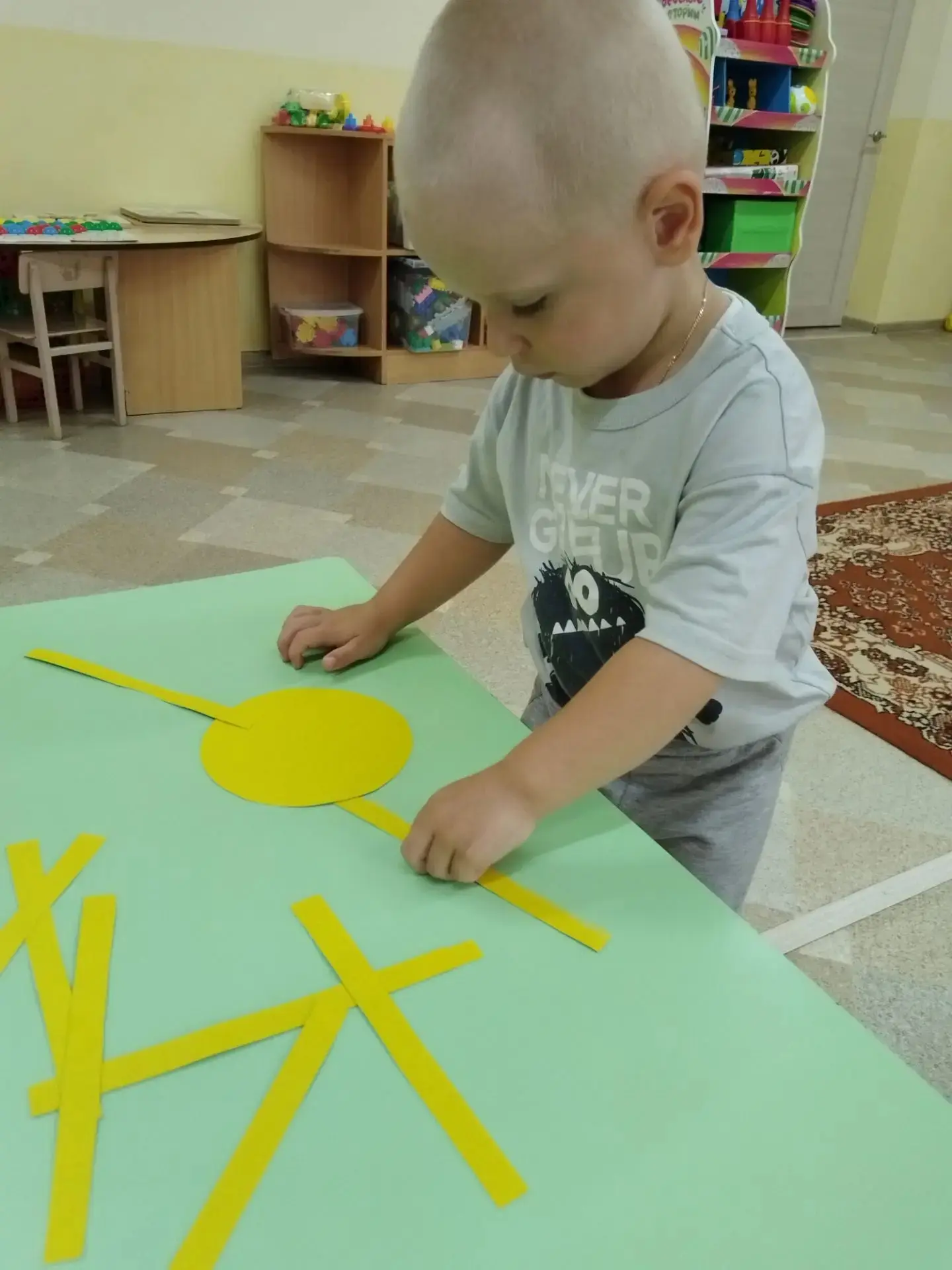 ☀️ «День солнышка» в младшей группе — и день сразу стал светлее! ☀️

Утром заглянуло солнышко — и на