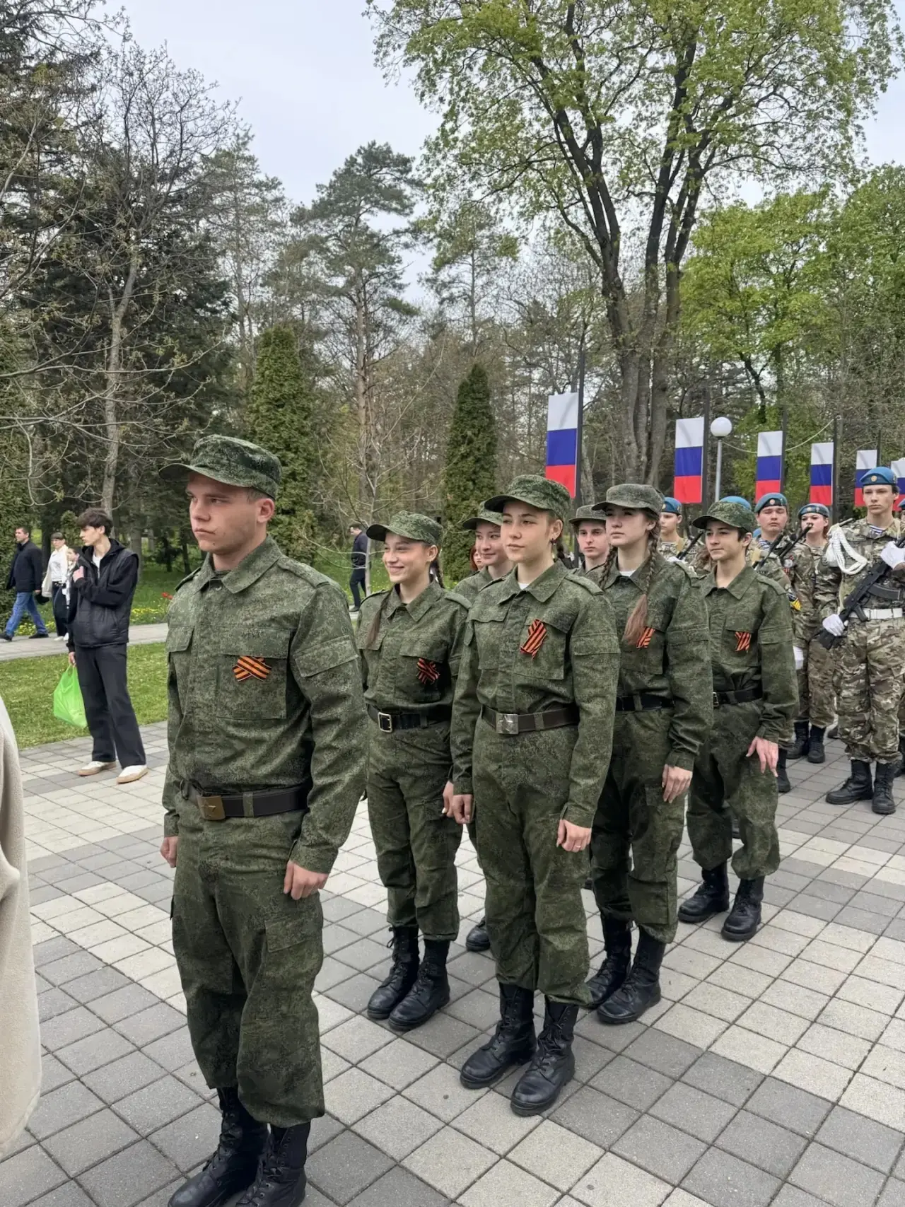 📯 Память поколений — 2026  Сегодня, 8 мая, накануне 81-й годовщины Великой Победы, учащиеся нашей шк