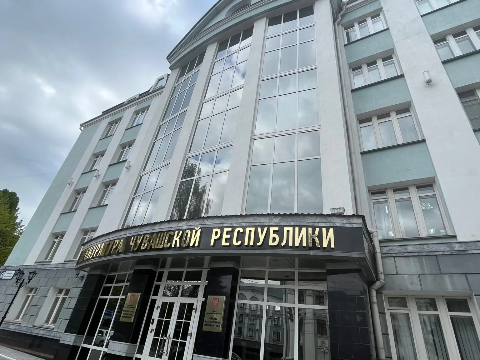 В Чувашии УК выплатила семье компенсацию из-за затопленной квартиры