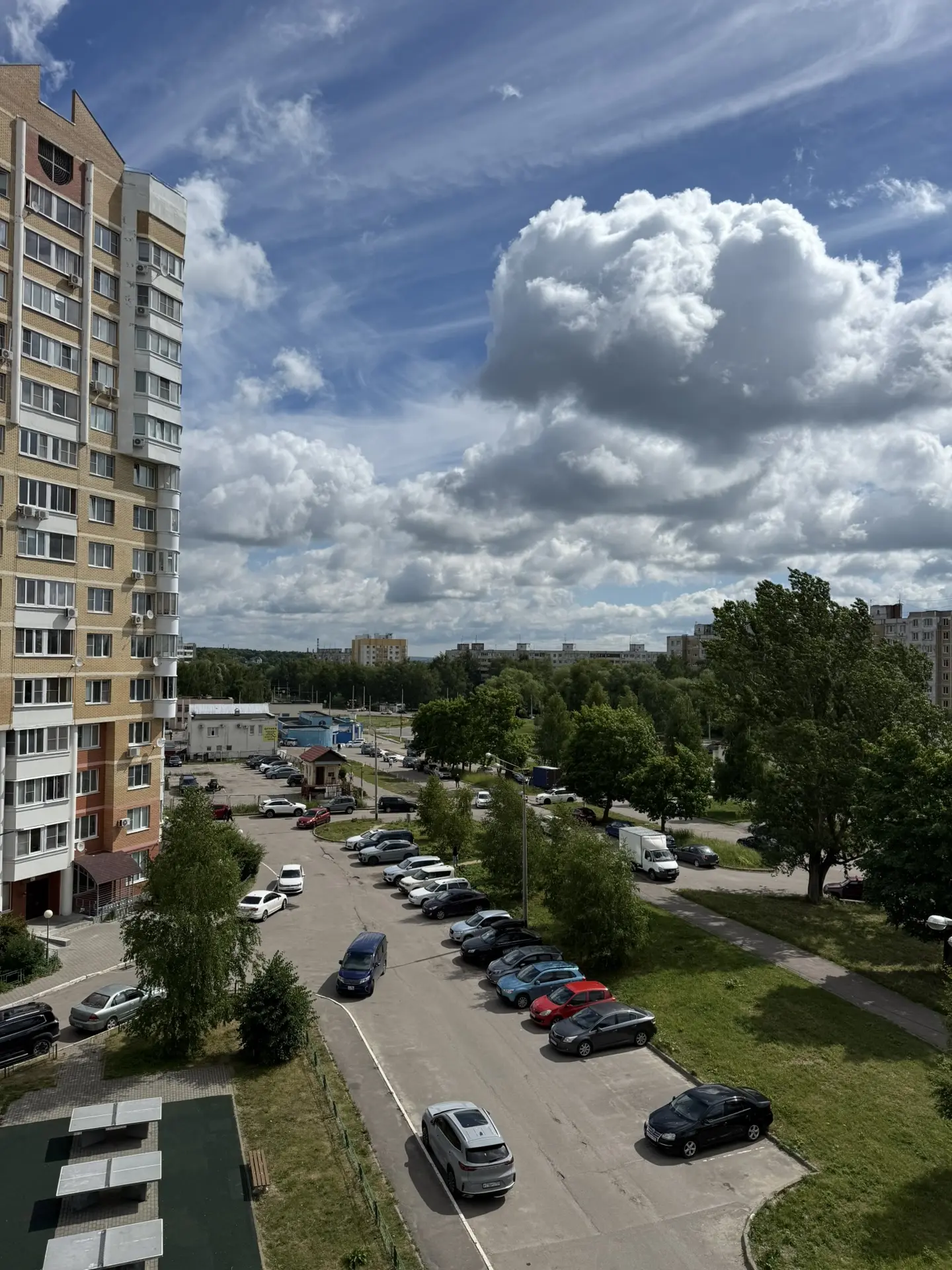 Доброе утро❤️
Мы по- тихоньку раскачиваемся, а Сережа уже занимается подготовкой к школе)) 

Я бы ещ