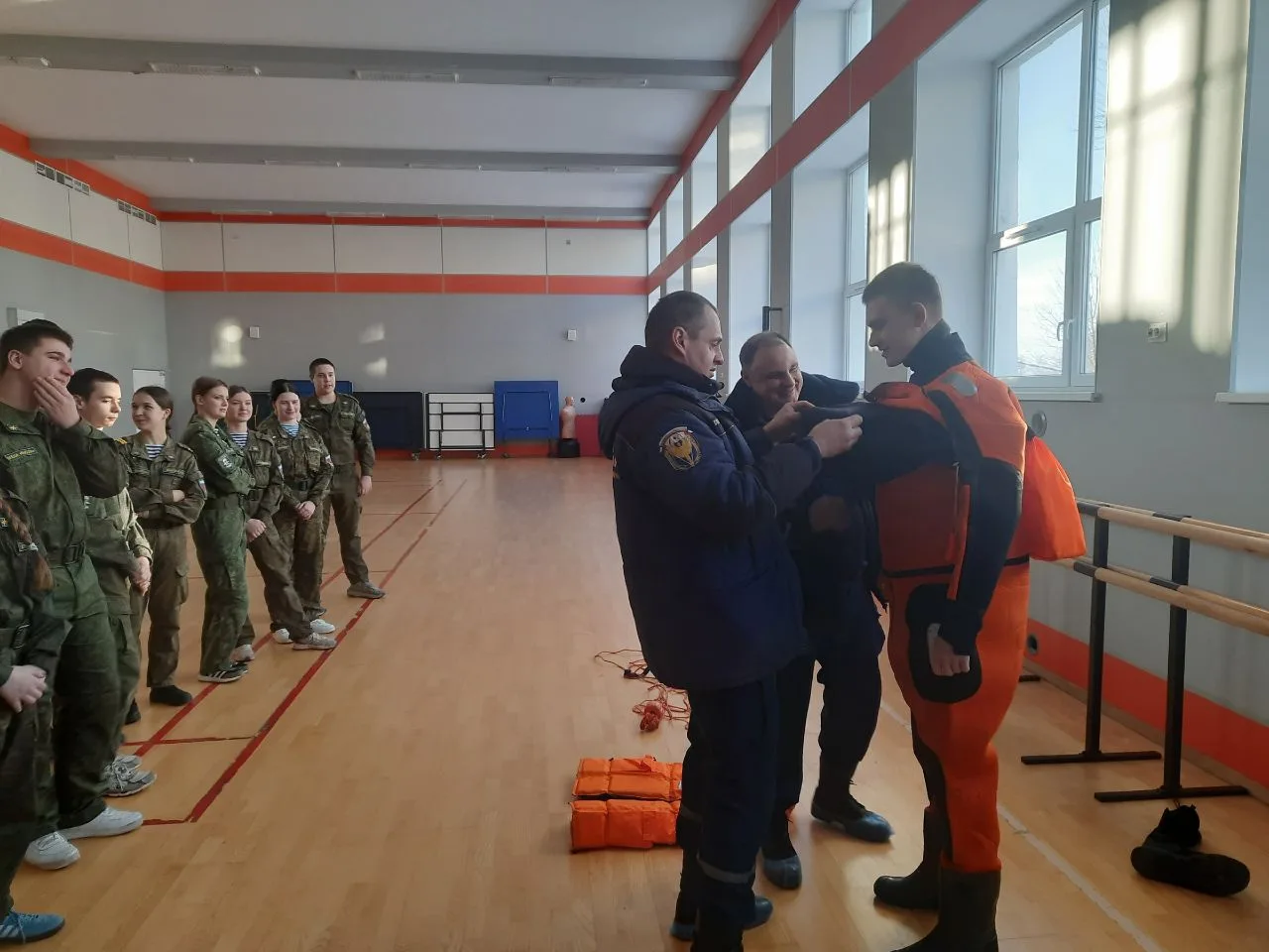 🏔 ШКОЛА ВЫЖИВАНИЯ СТАРТОВАЛА! 🏔  Сегодня в Центре «Притяжение» состоялось торжественное открытие зим