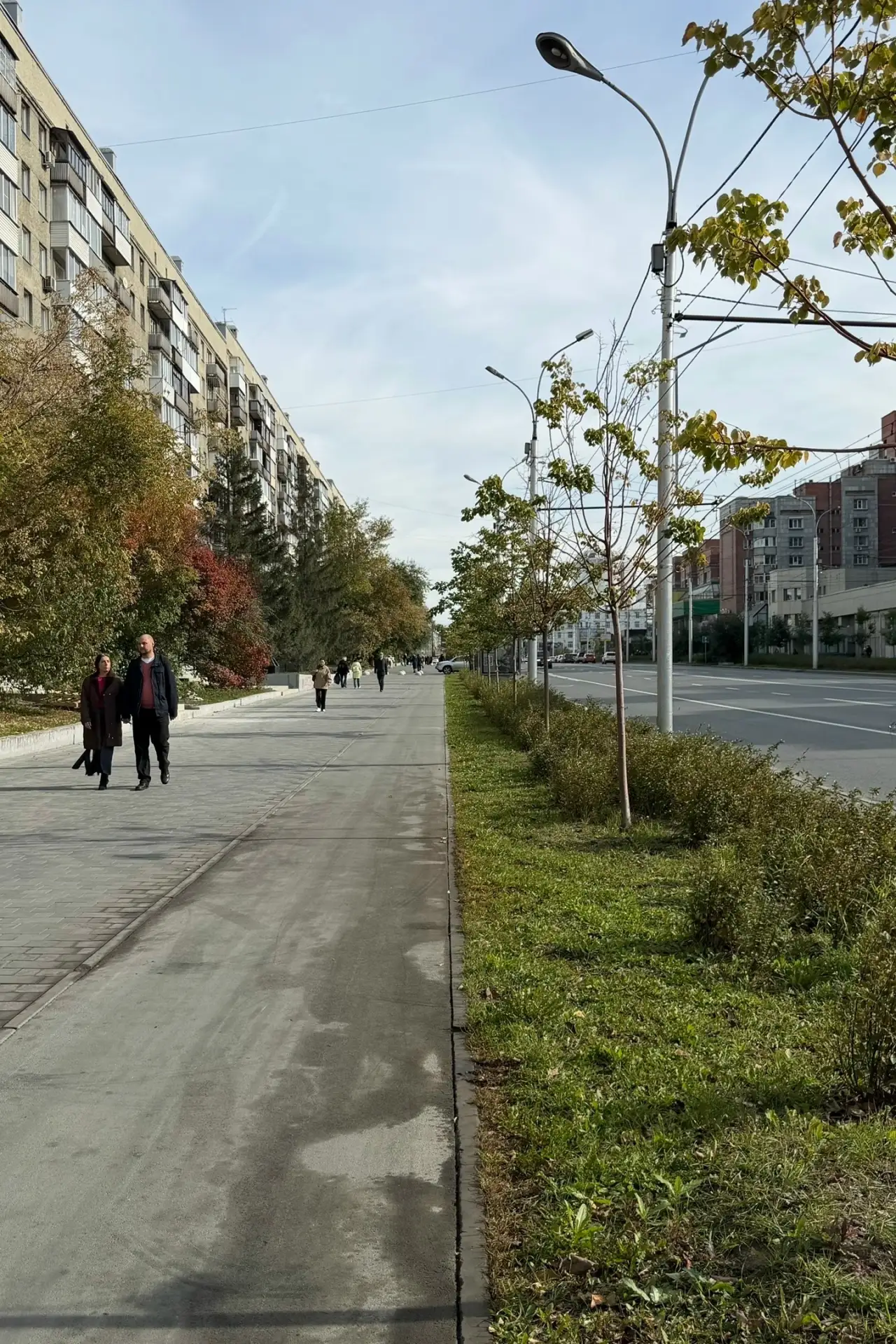 🍁Сотрудники администрации Центрального округа присоединились к общегородскому субботнику!