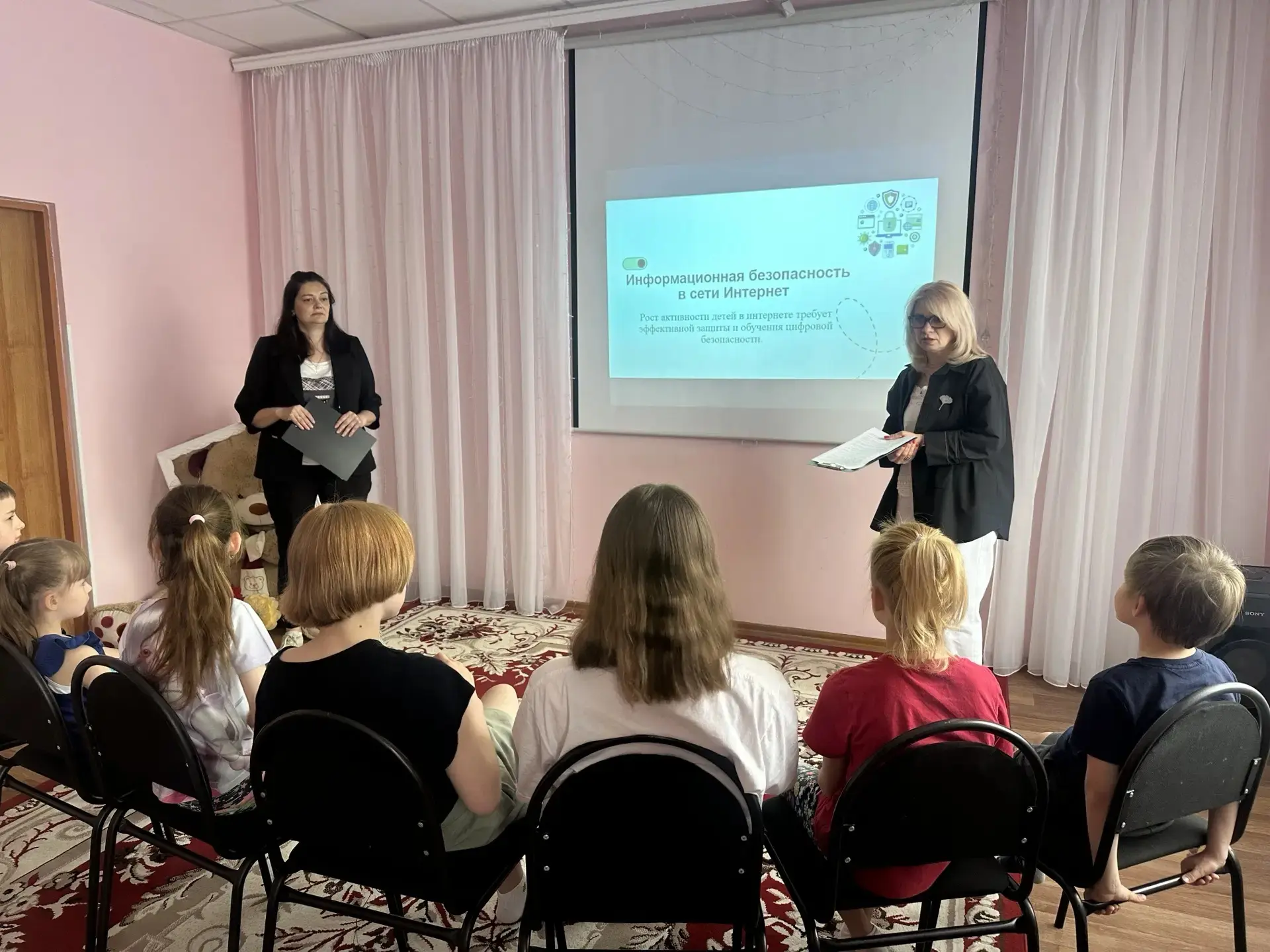 В период летних каникул не забываем о правилах безопасности!