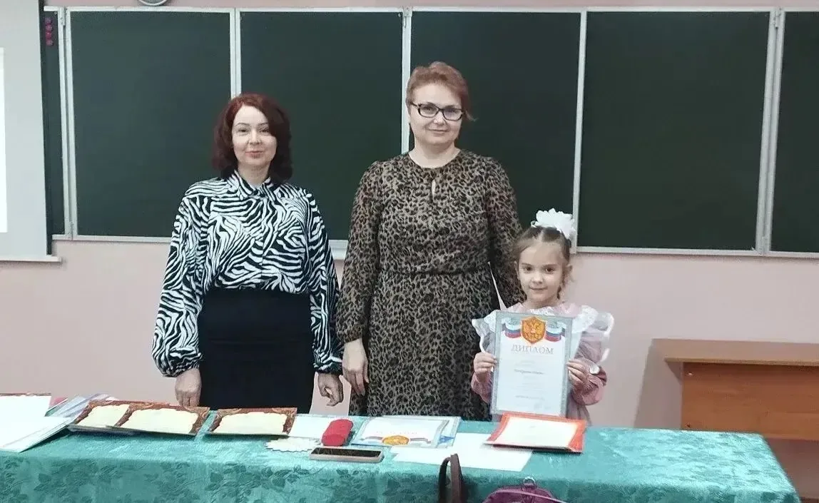 🌟🌟🌟 Наши маленькие звездочки сверкают! 🌟🌟🌟 3 марта, учащаяся 1а класса,Бескурова Дарья, участвовала 