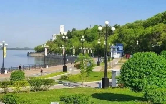 Аномальная жара накроет Дальний Восток

Синоптики предупреждают: июль 2026 года на Дальнем Востоке м