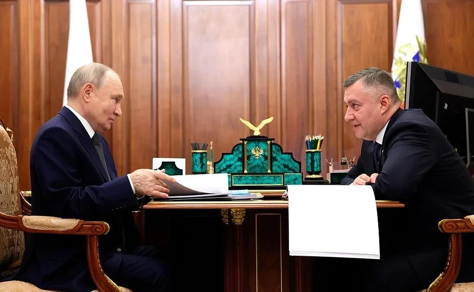 Губернатор Иркутской области Игорь Кобзев от лица всех жителей региона поздравил презид...