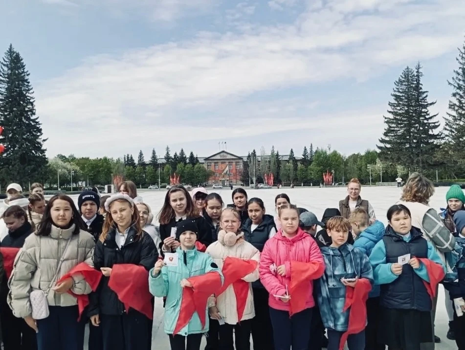 🎉 День пионерии: традиции продолжаются! 

Сегодня, 19 мая, — особенный день: когда‑то в СССР отмеча