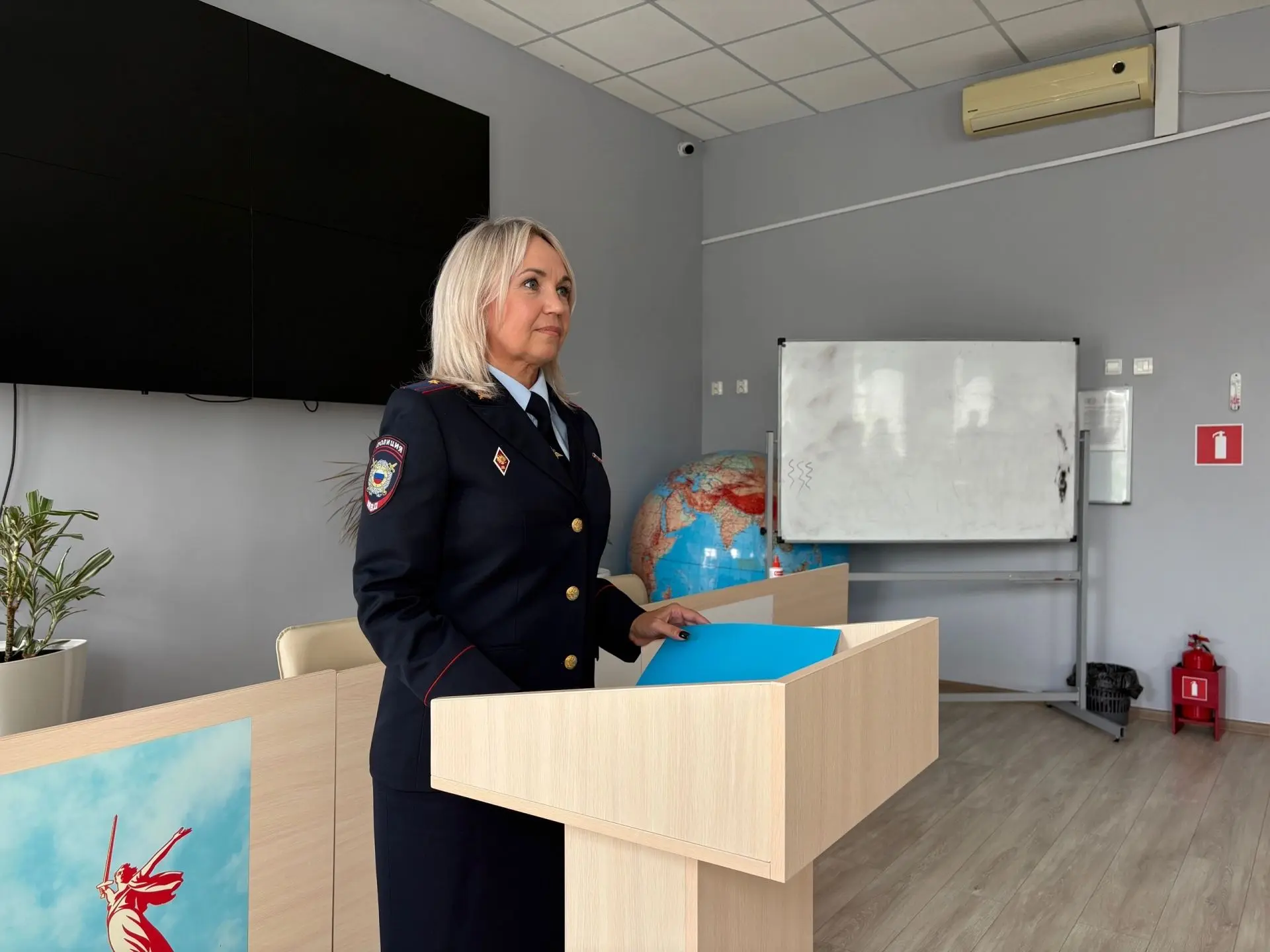 В Губернаторском лицее прошла профориентационная встреча с представителем МВД! 👮‍♀️✨