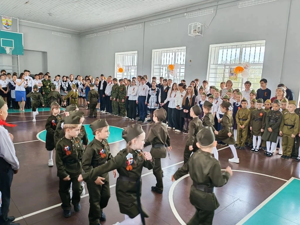 В преддверии 9 мая наши воспитанники детского сада «Маячок» приняли участие в торжестве...