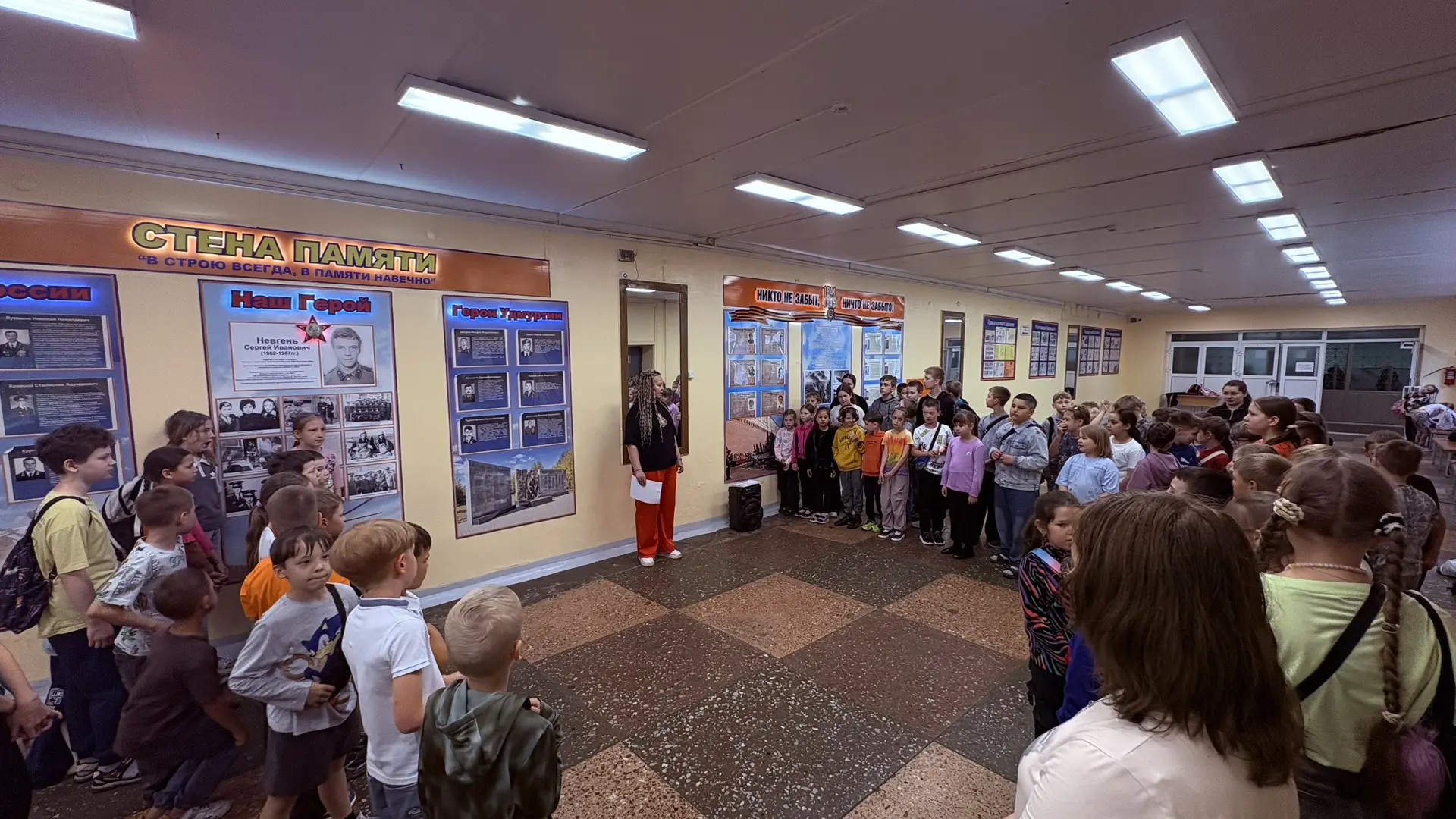 🎉 День в школьном лагере: яркие эмоции и новые открытия! 🎉

Наступила новая неделя нашего школьног