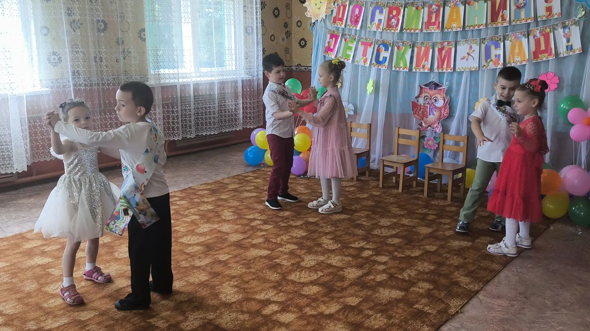 🎉🎊Выпускной утренник🎈🎈🎈