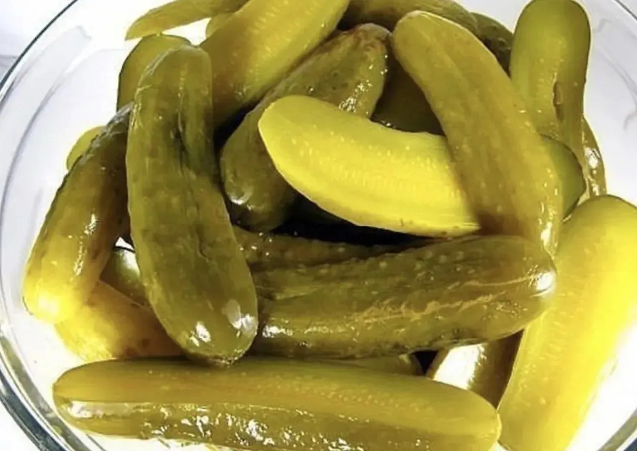 Делаем самые вкусные соленые огурцы