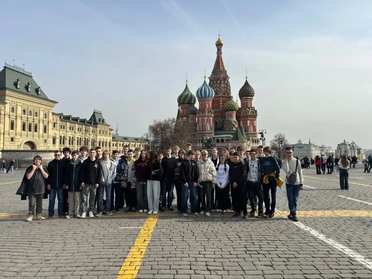 Незабываемое приключение 8-х классов в Москве! 🚌  8А и 8Б класс вместе с классными руководителями от