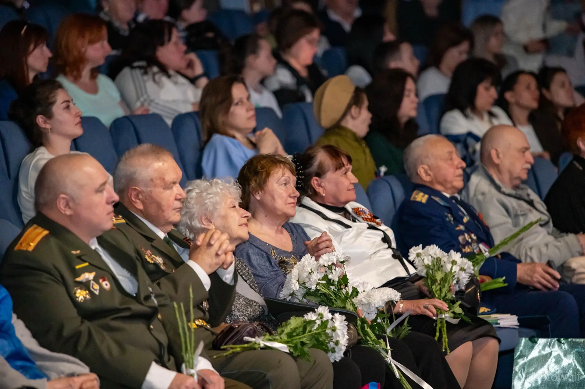 ПРАЗДНИЧНЫЙ КОНЦЕРТ К 9 МАЯ: ПАМЯТЬ,КОТОРАЯ ЖИВЁТ В СЕРДЦАХ 🎖️  7 мая в нашей школе состоялся праздн