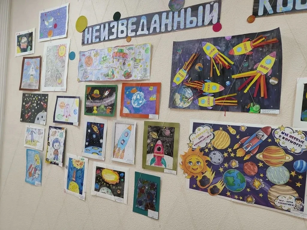 🌌✨ «Неизведанный космос»: выставка детского творчества в нашем ДОУ! ✨🌠