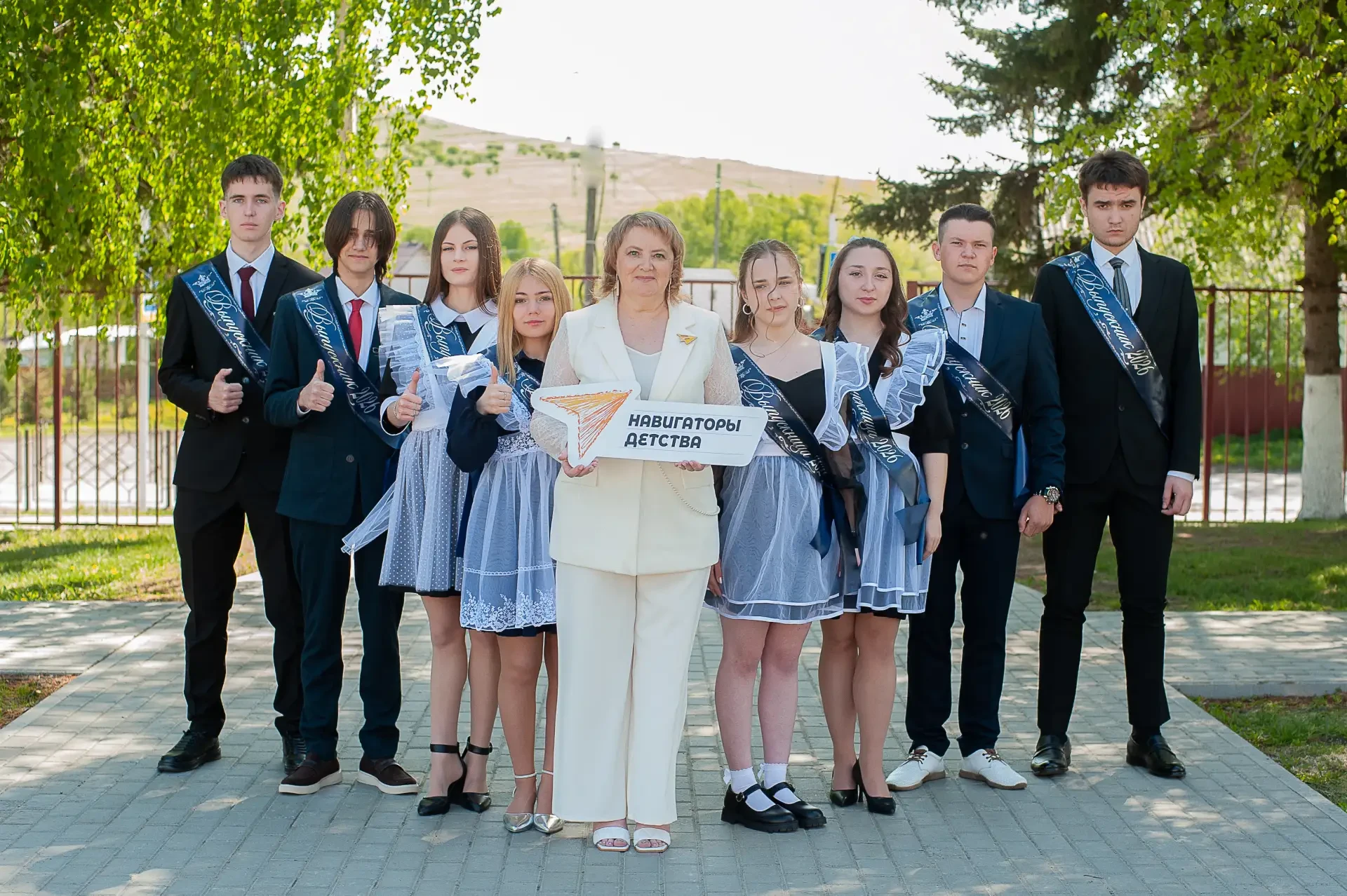 🔔 Выпускные шагают по стране!