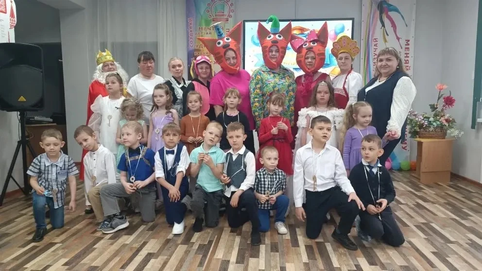 🎓 ВЫПУСКНОЙ В «ФИЛИППКЕ»: ПРОВОЖАЛИ ЗВЁЗДОЧЕК В ШКОЛУ!