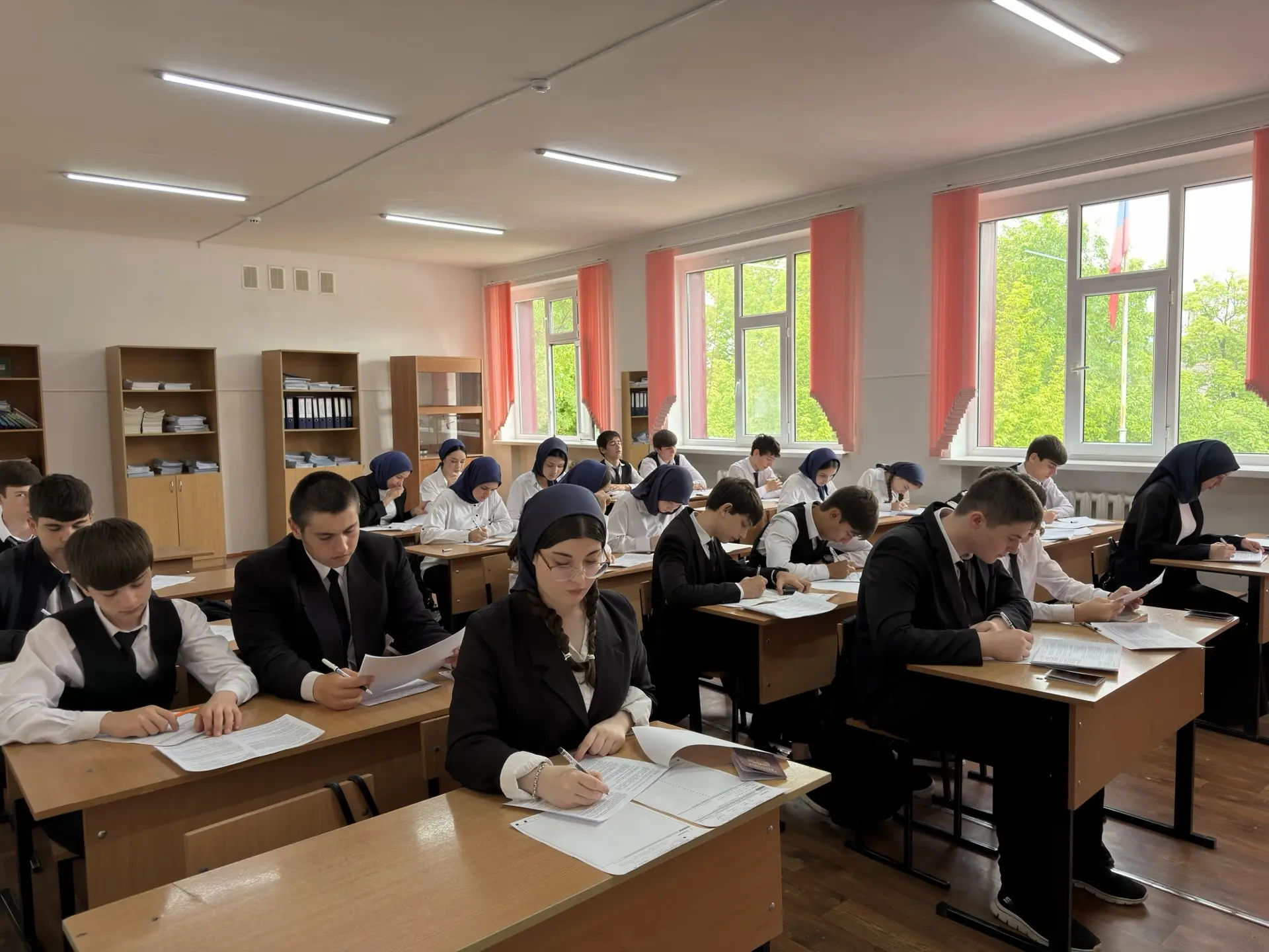Пробный экзамен по русскому языку в 9-х классах!.