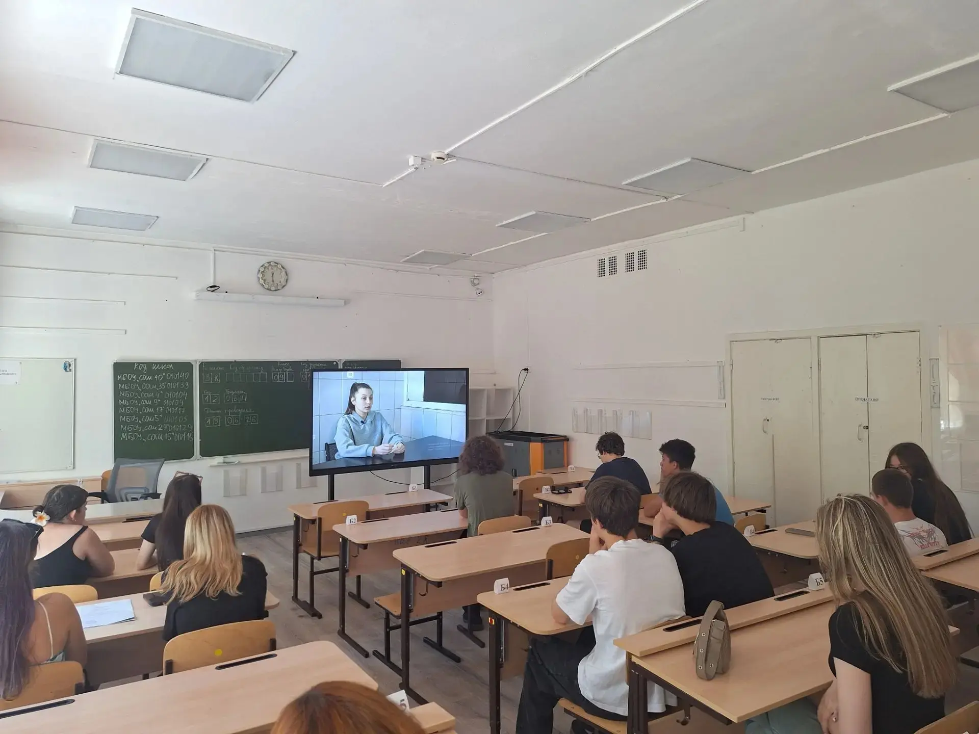 ⚠️ Безопасность наших детей в сети: важный разговор в школе № 7
Информационная безопасность и защита