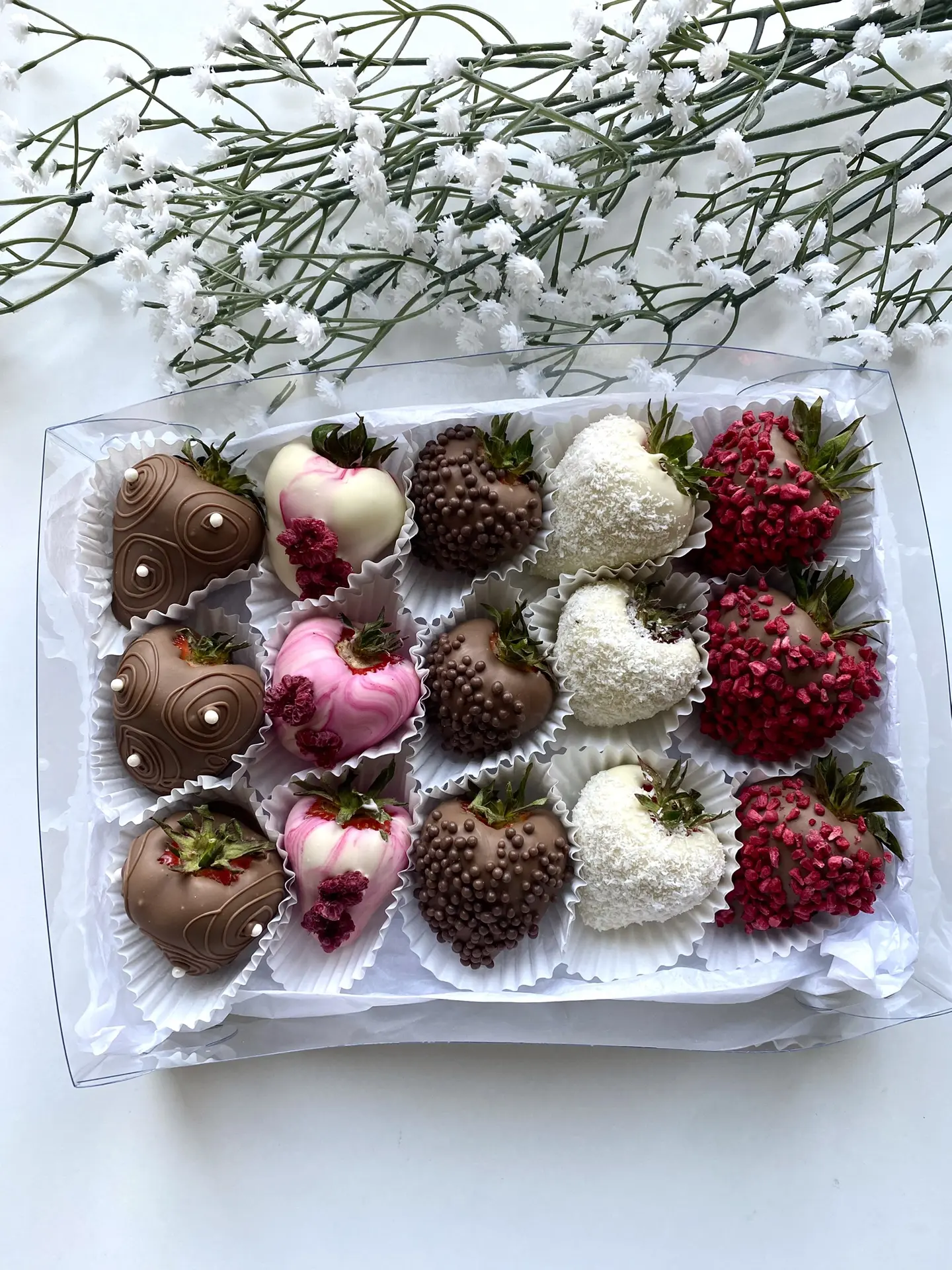 🍓 И снова клубничка в шоколаде отправляется радовать своего получателя!