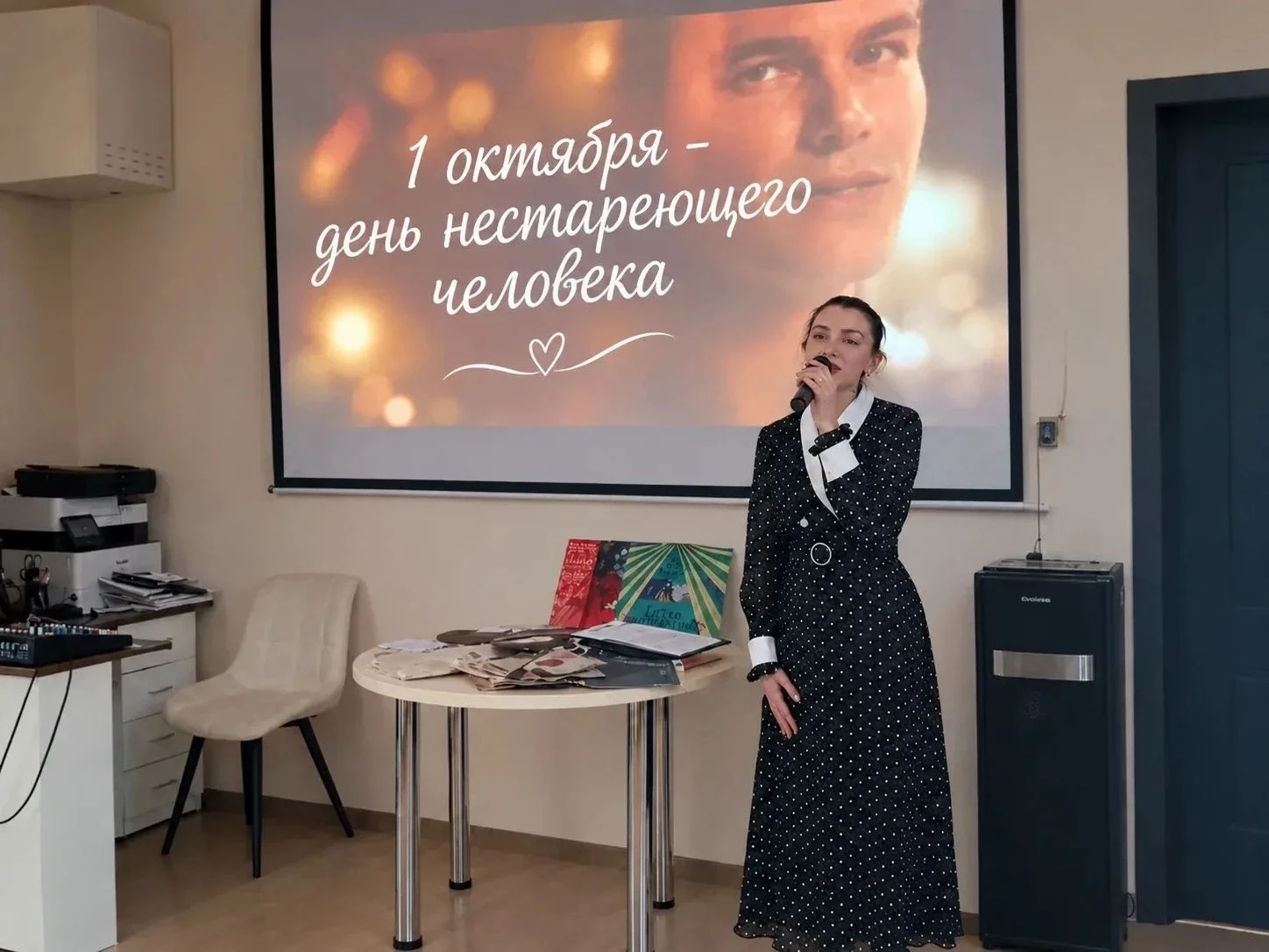 «Музыка души и тепло воспоминаний»: в Нартане прошёл ретро‑квартирник