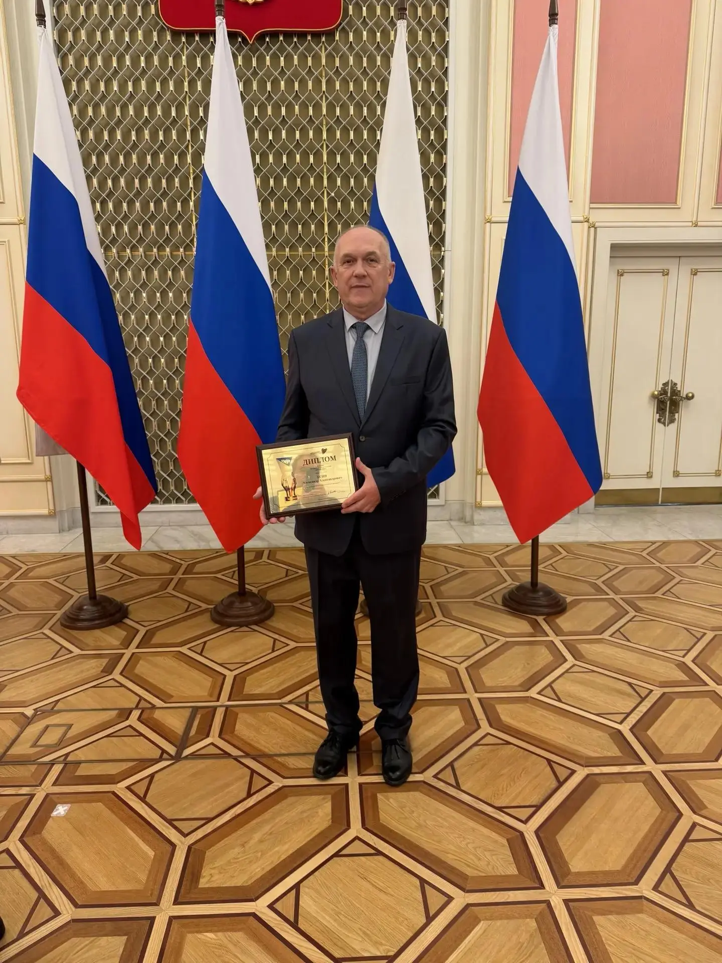 👏 Россошанский врач Александр Есин – лауреат престижной медицинской премии «Призвание-...