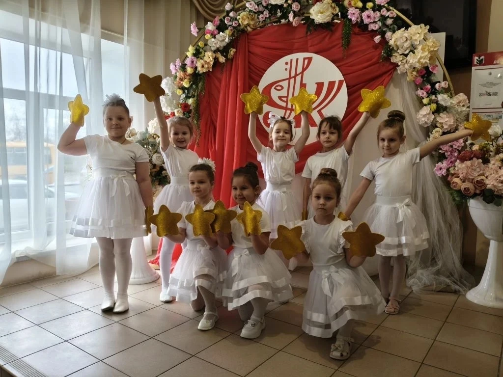 Сегодня детки группы "Ромашка" принимали участие в районном мероприятии "Раненбургский ...