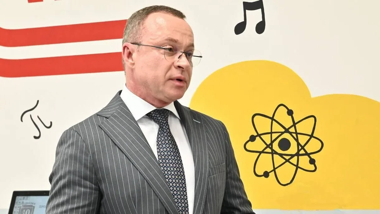 ❗️Вице-губернатора Новосибирской области Юрия Петухова задержали в Москве с наркотиками...