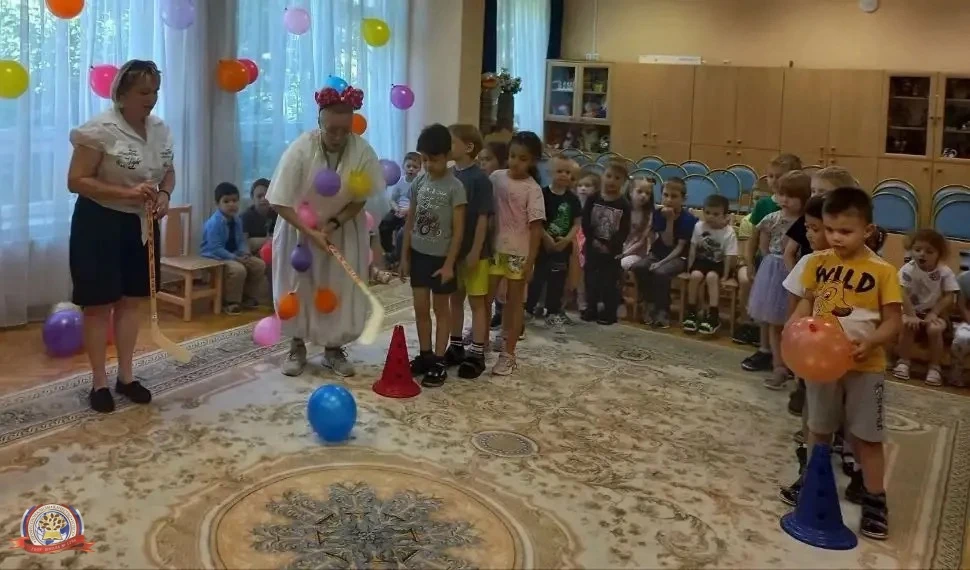 Праздник воздушных шаров в детском саду: море радости и улыбок!

🎈Вчера в наших дошкольных отделени