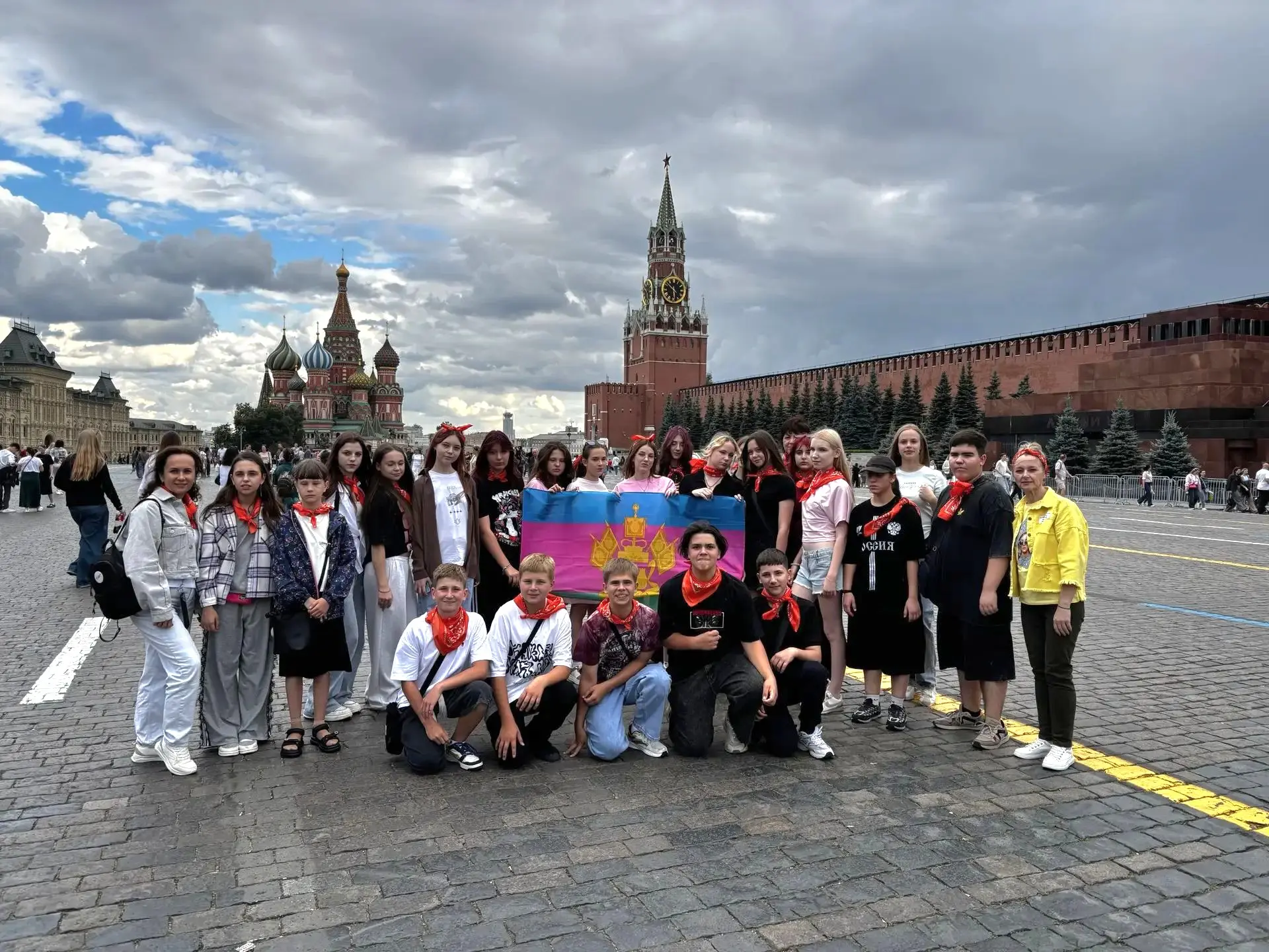 ✨ От Абинского района до сердца России: наши школьники покорили Москву!

Этим летом ученики школы №1