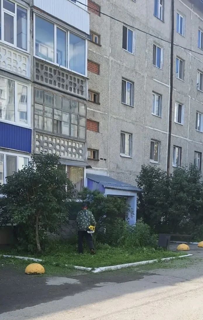 🗓️19.06.2026

✅Продолжаем работы по покосу газонов

🏠Жуковского, 88