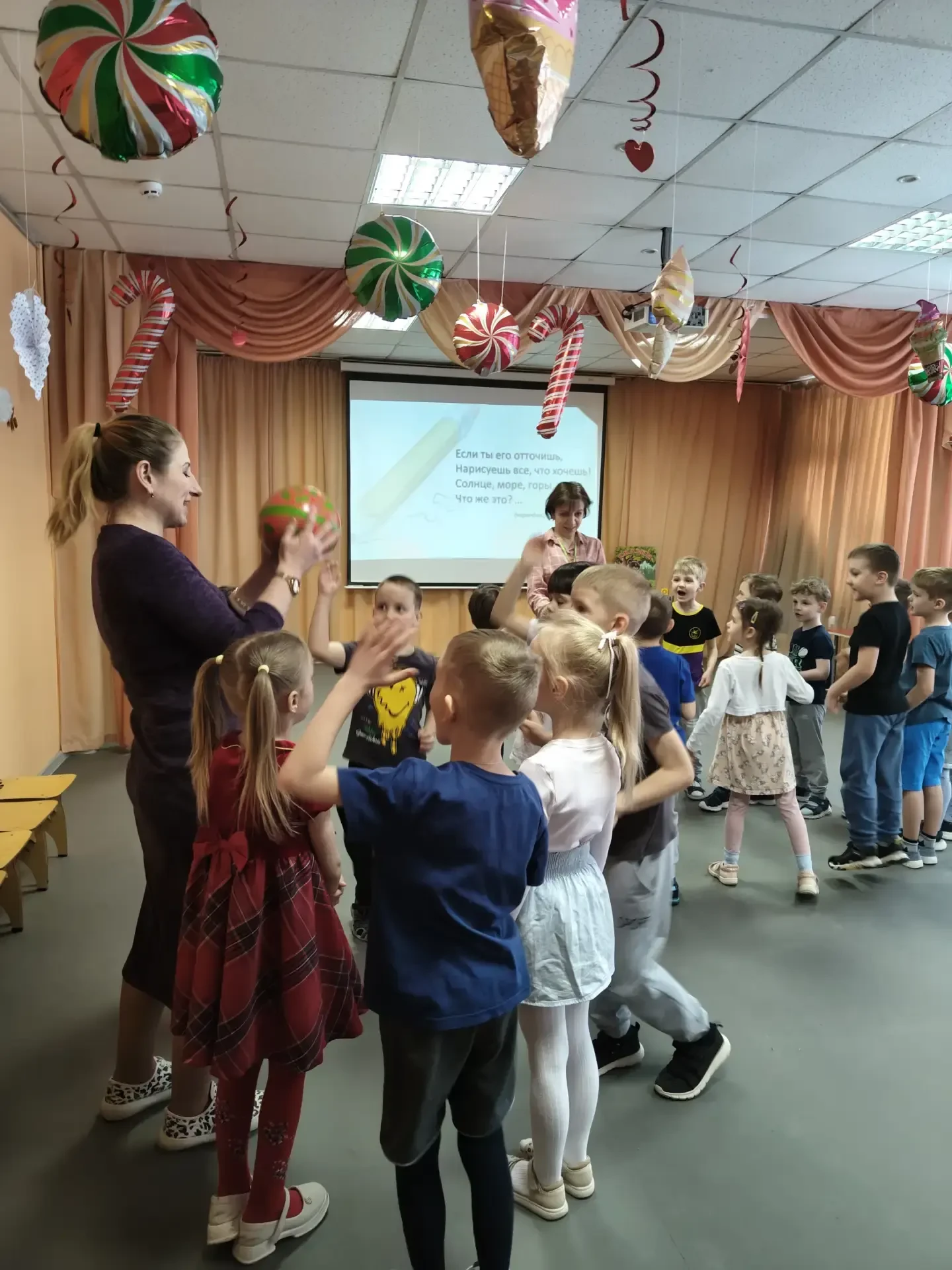 21 февраля, в Международный день родного языка, в дошкольных группах царила особая атмосфера познани