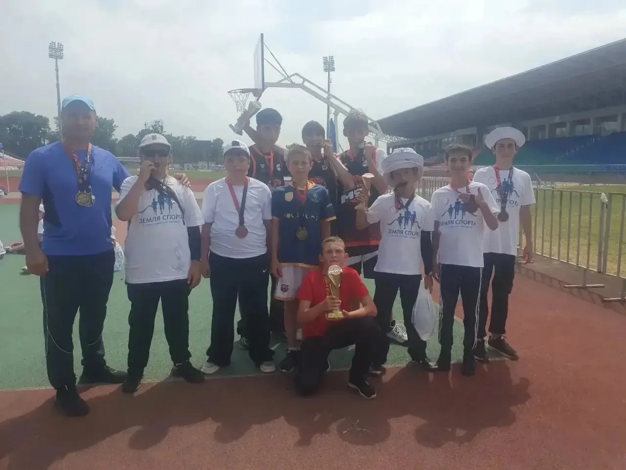 🏀🏆 Сборные  команды школы п. Кавказский и гимназии с. Дружба завоевали медали на Перв...