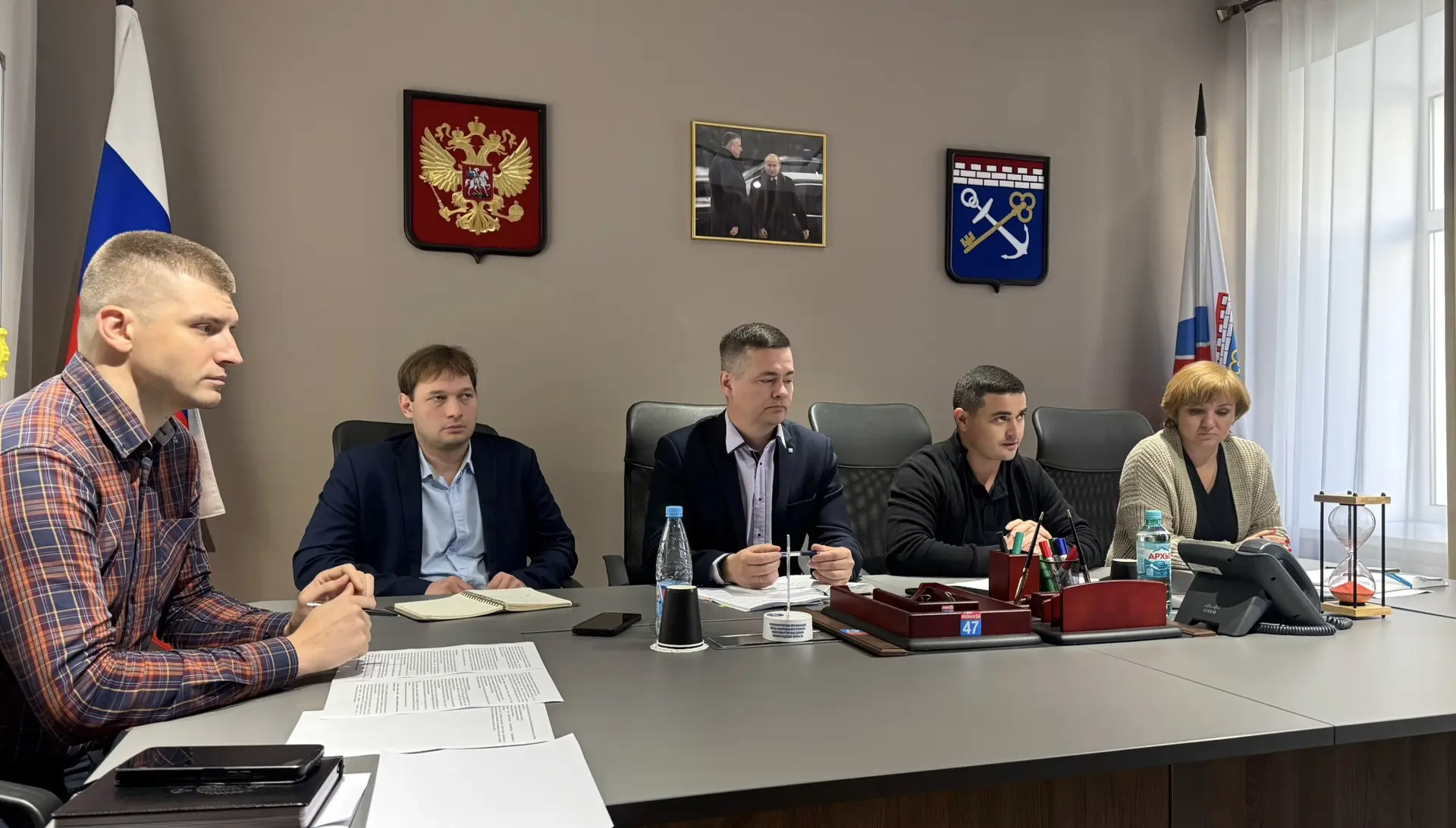 Комитет провел еженедельное совещание с управляющими организациями. На повестке дня рас...