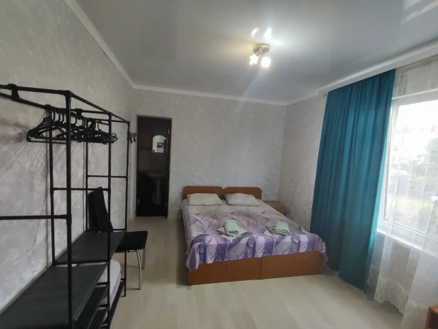 #ЦАНДРИПШ Ул . Октябрьская, д.  ✅ Гостевой дом Эмилия 🔥🔥🔥АКЦИЯ🔥🔥🔥  в МАЕ 1800 р в сутки, В ИЮНЕ 2000