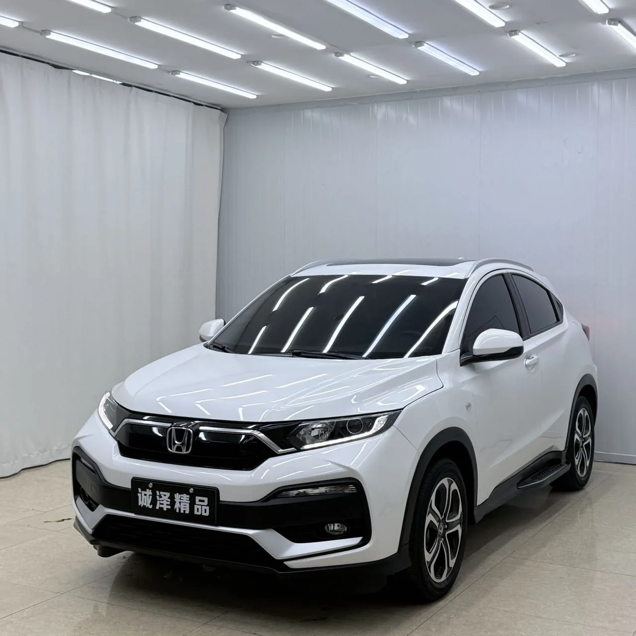 Honda XRV 1.5 124 лс
Вариатор, передний привод.
Левый руль ☝️

Без окрашенных элементов, подогревы с