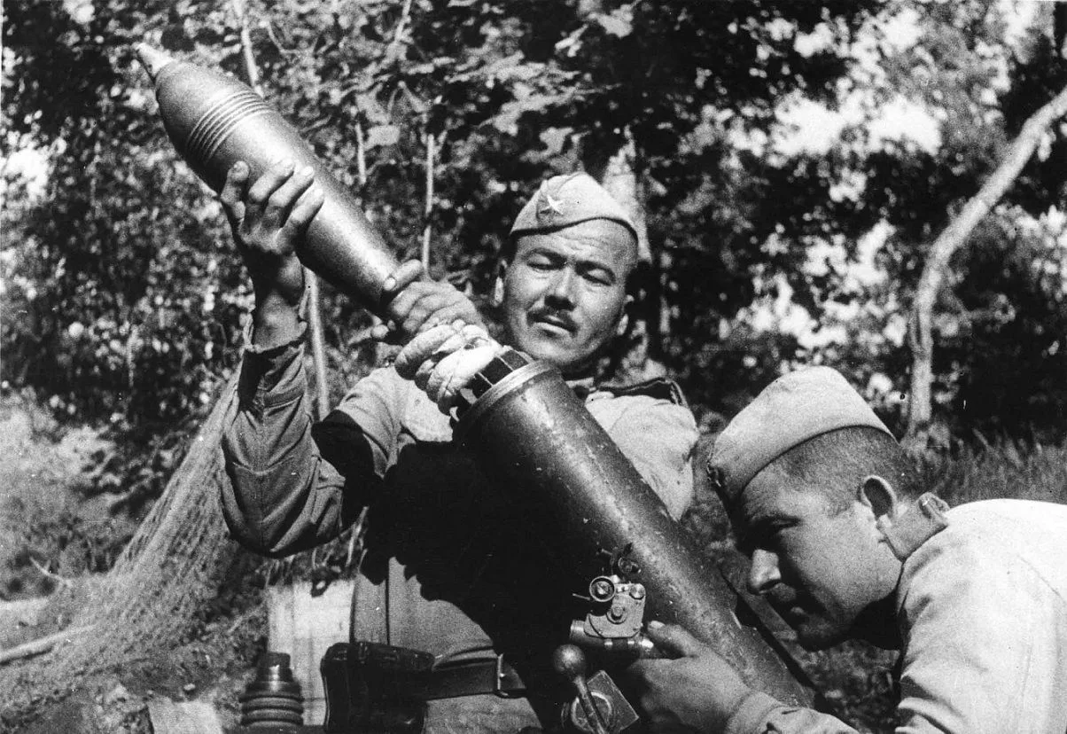 ⚔ 31 августа 1943 года советские войска освободили от немецко-фашистских захватчиков Хо...