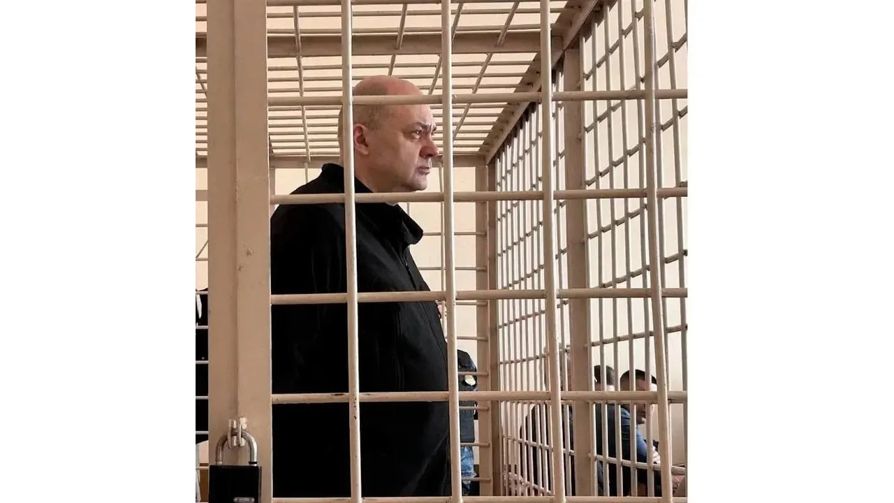 💰3000 лет потребуется экс-губернатору Курской области Смирнову, чтобы выплатить штраф ...